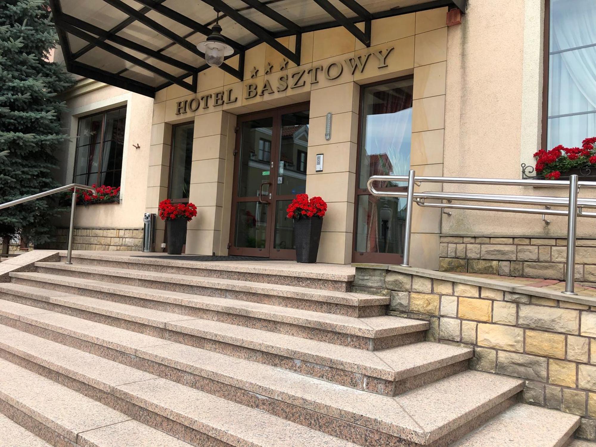 Hotel Basztowy 산도미에르즈 외부 사진