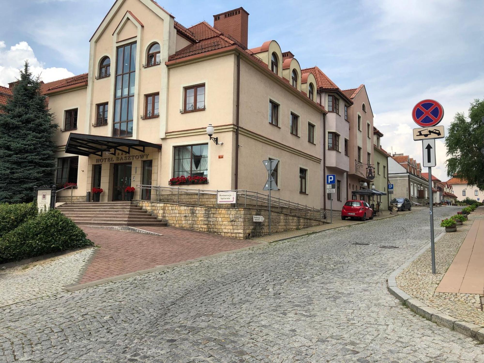 Hotel Basztowy 산도미에르즈 외부 사진
